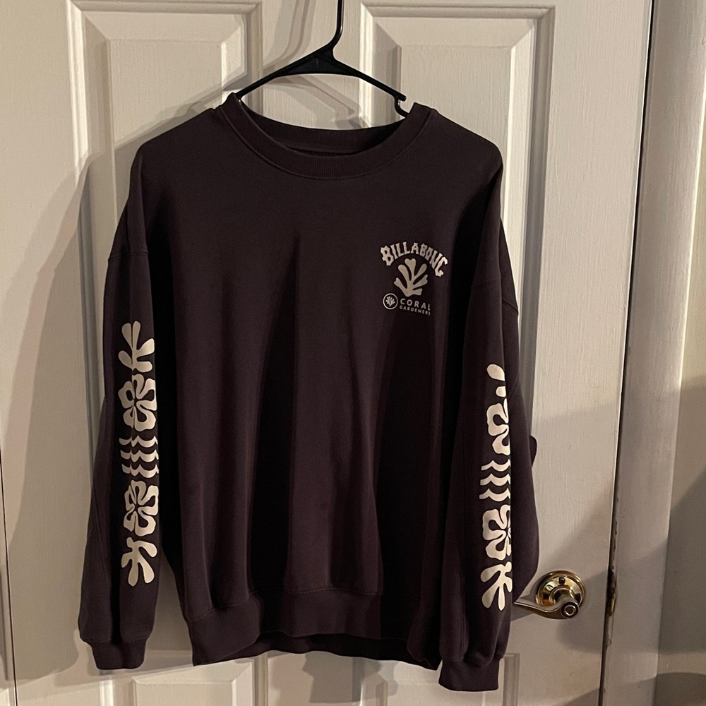Billabong Women’s Dark Crewneck with White Accents